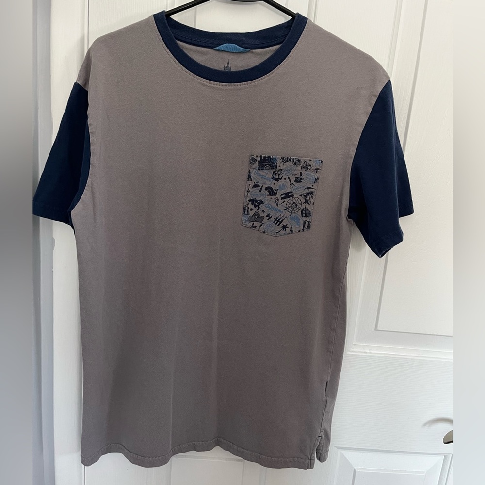 Disneyland tee